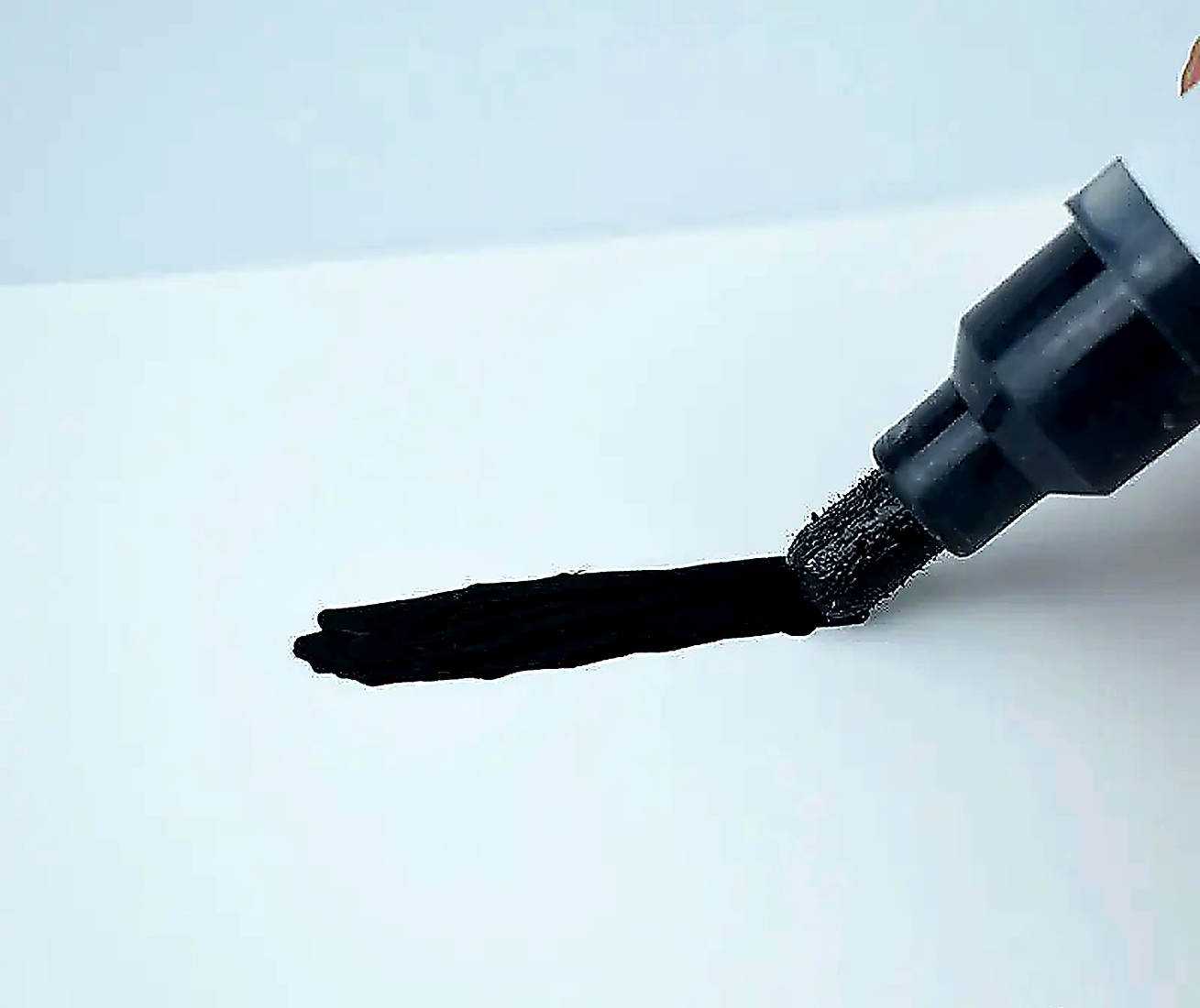 Black Groove Coloring Marker detail